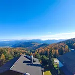 Falkenblick Holiday home *
