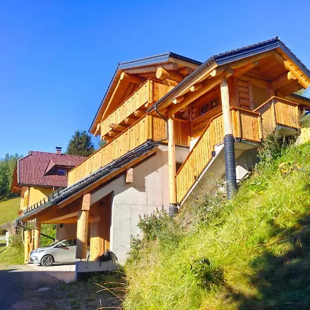 Falkenblick Holiday home Hochrindl